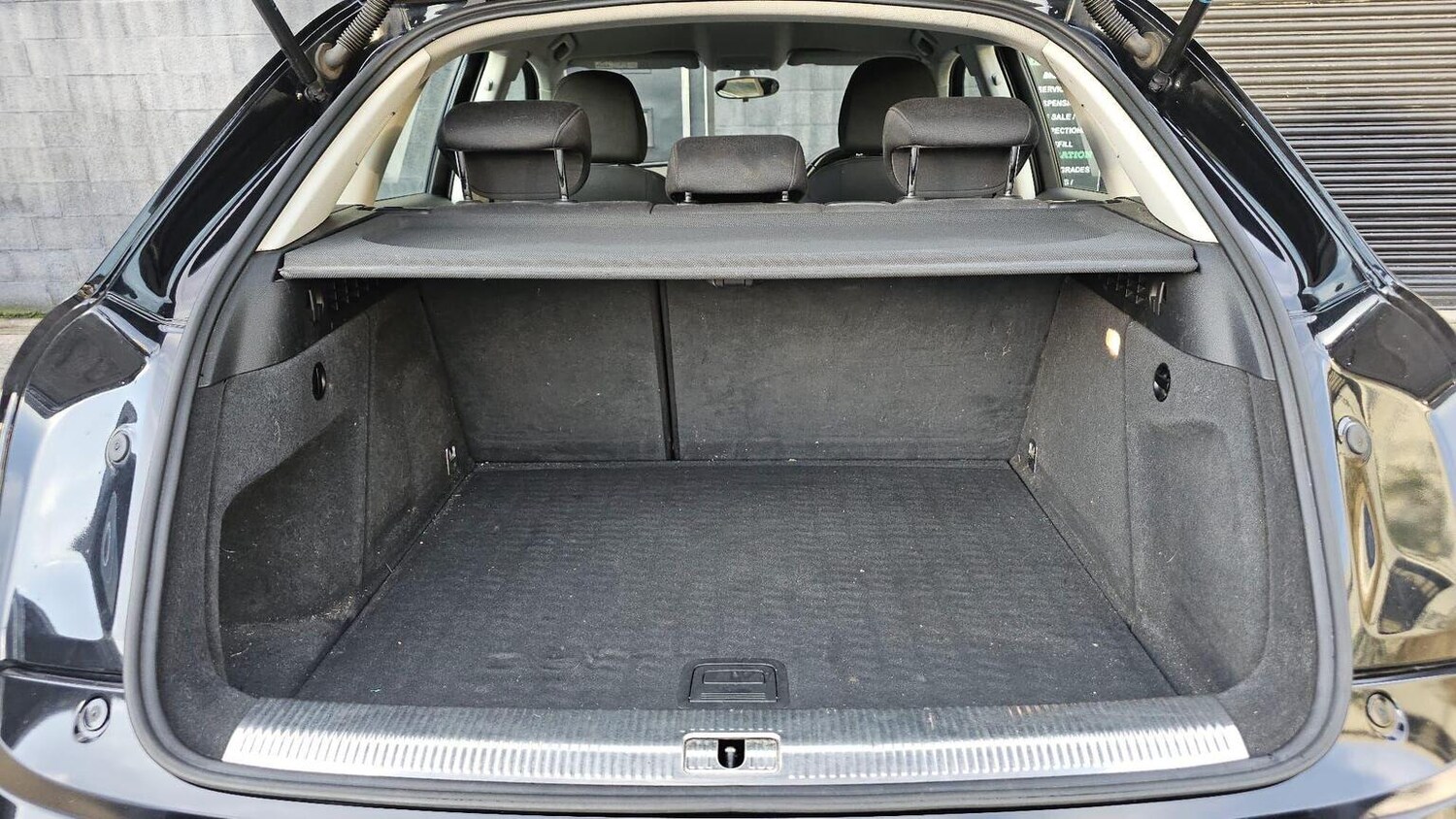 Used Audi Q3 2014 for sale - 77906385: Photo 44