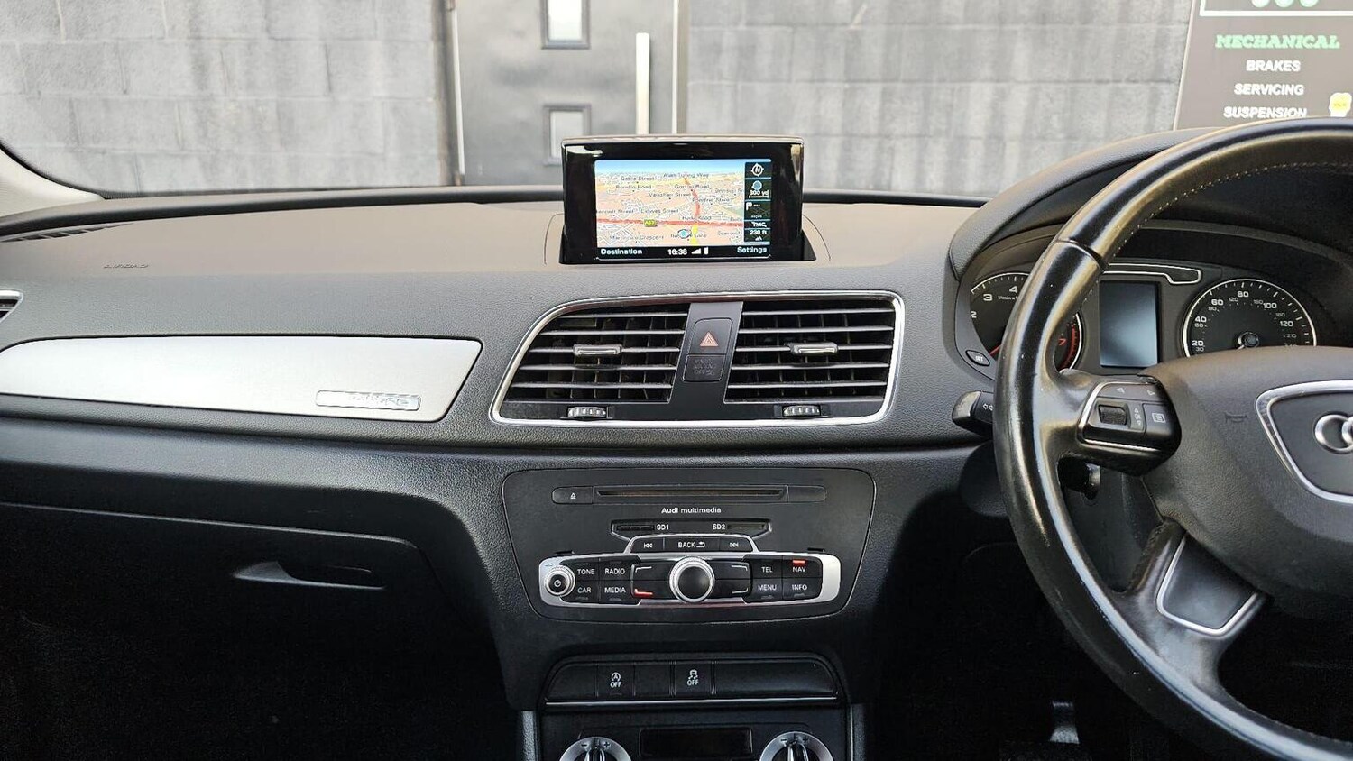 Used Audi Q3 2014 for sale - 77906385: Photo 51