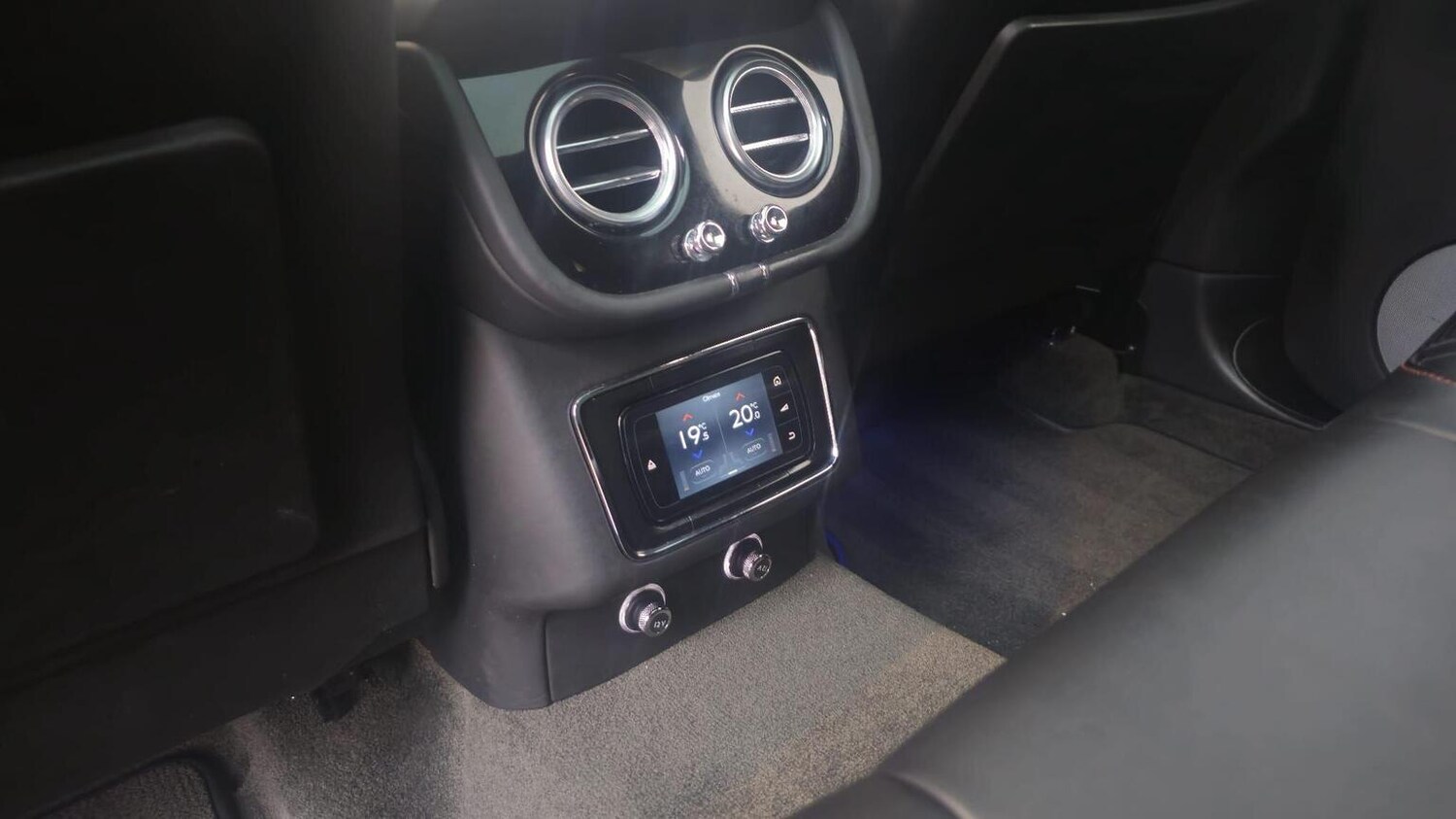 Used Bentley Bentayga 2018 for sale - 78213485: Photo 23