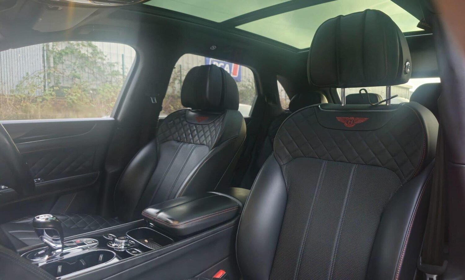 Used Bentley Bentayga 2018 for sale - 78213485: Photo 36