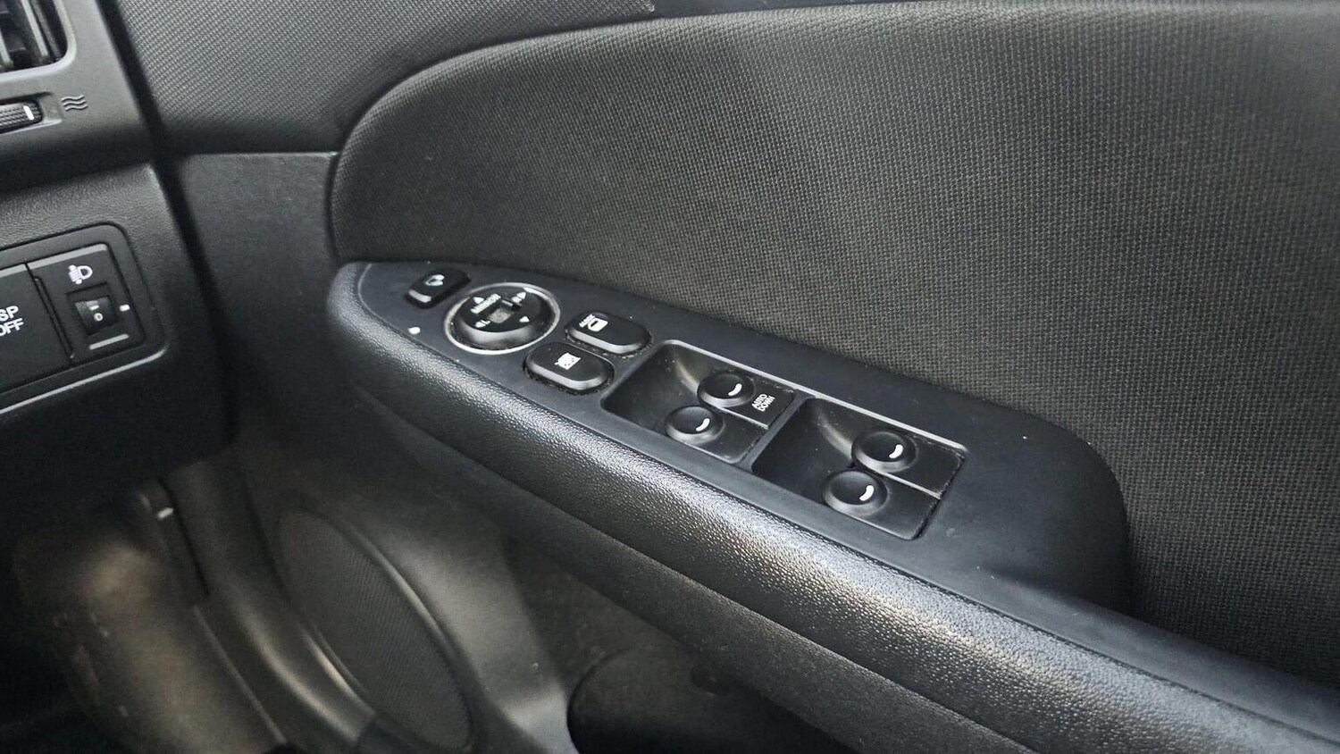 Used Hyundai i30 2010 for sale - 77906432: Photo 35