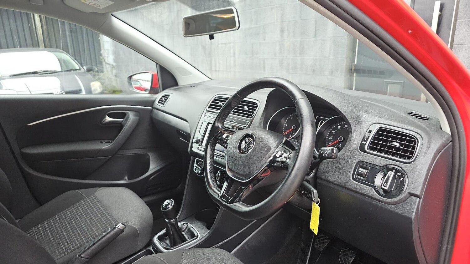 Used Volkswagen Polo 2016 for sale - 77906434: Photo 14