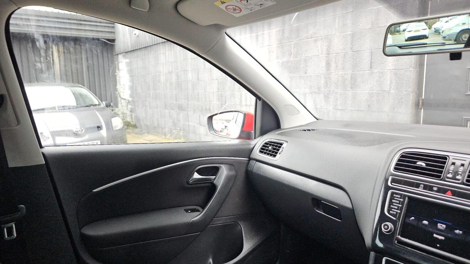 Used Volkswagen Polo 2016 for sale - 77906434: Photo 18