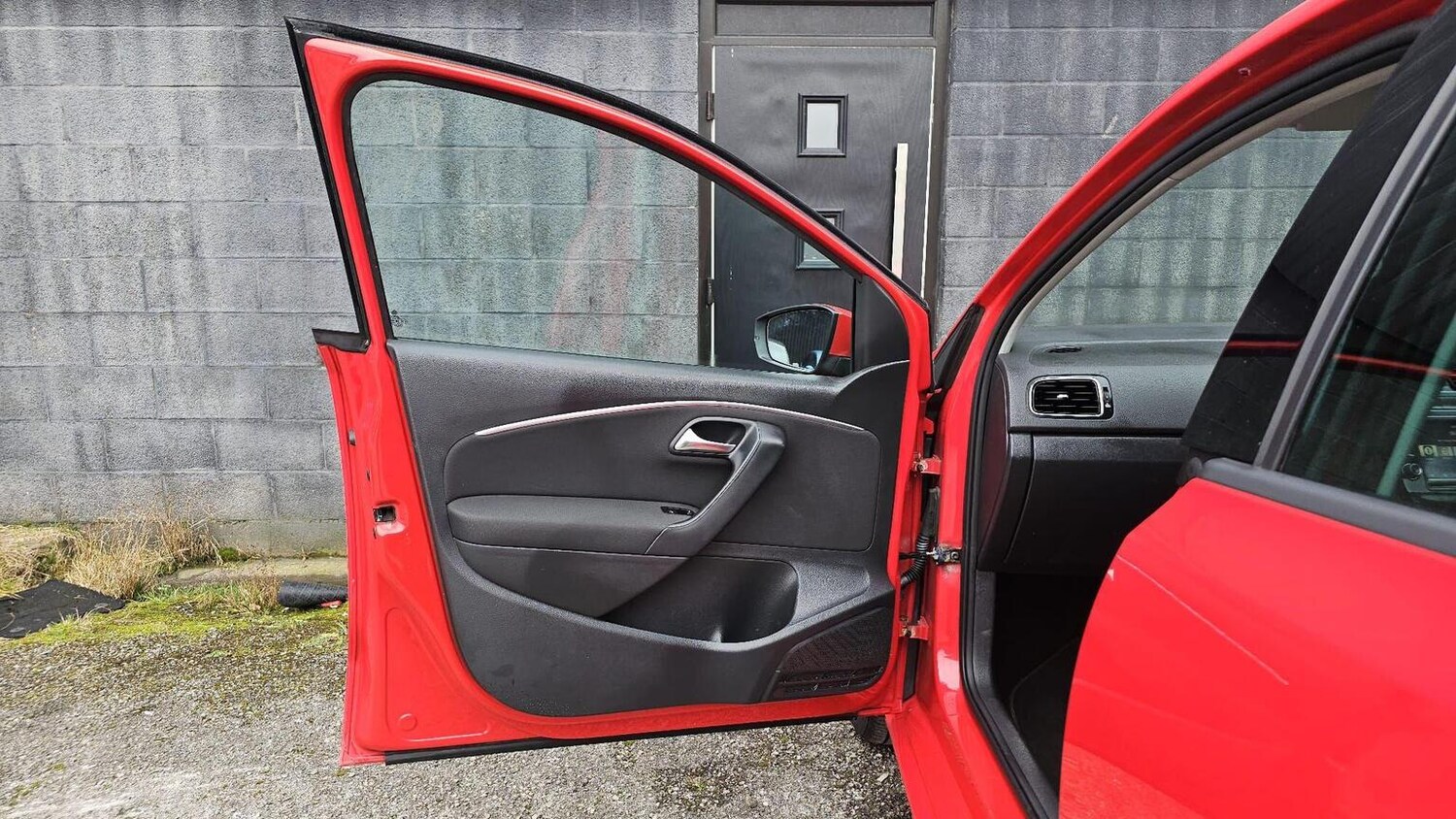 Used Volkswagen Polo 2016 for sale - 77906434: Photo 36