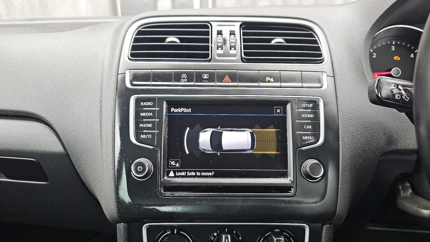 Used Volkswagen Polo 2016 for sale - 77906434: Photo 43