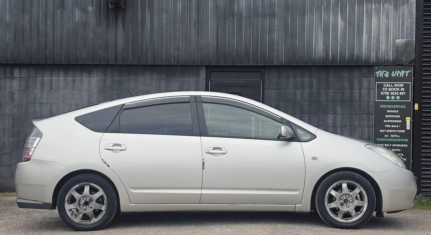 Used Toyota Prius 2005 for sale - 78031592: Photo 10
