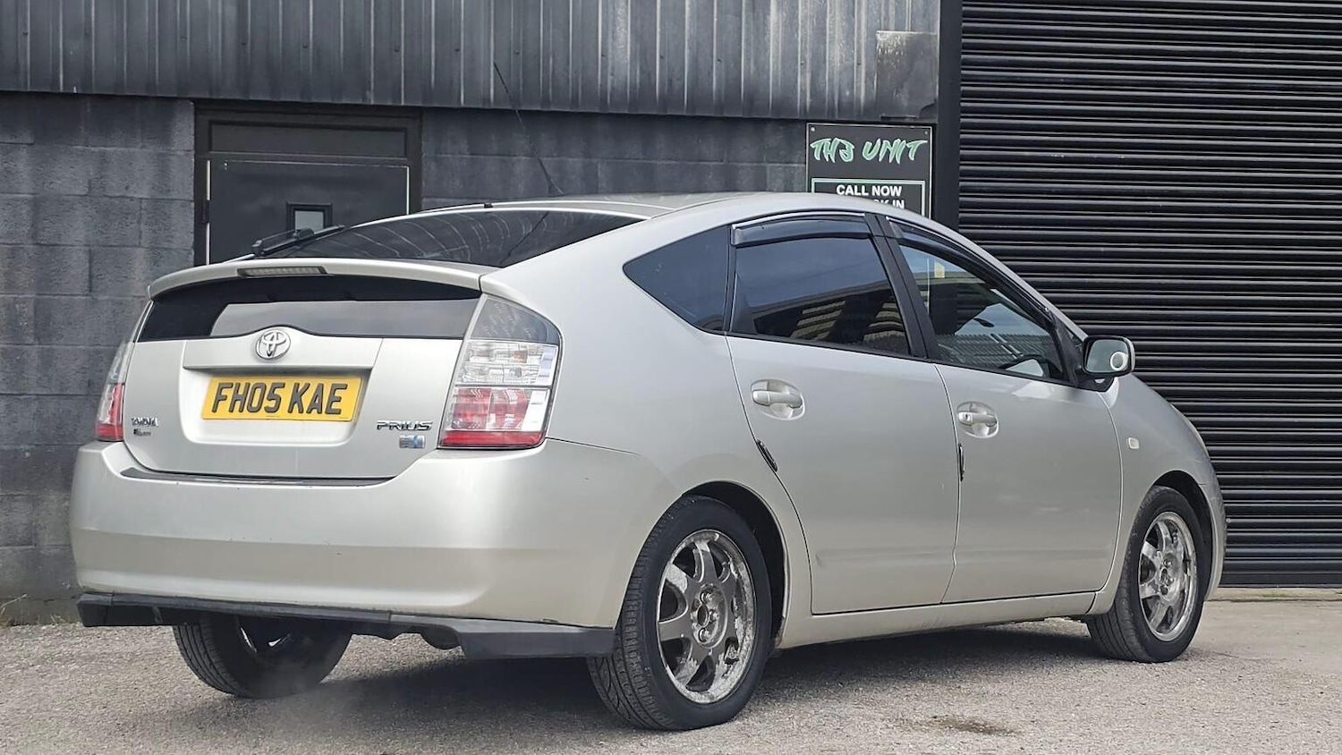 Used Toyota Prius 2005 for sale - 78031592: Photo 13