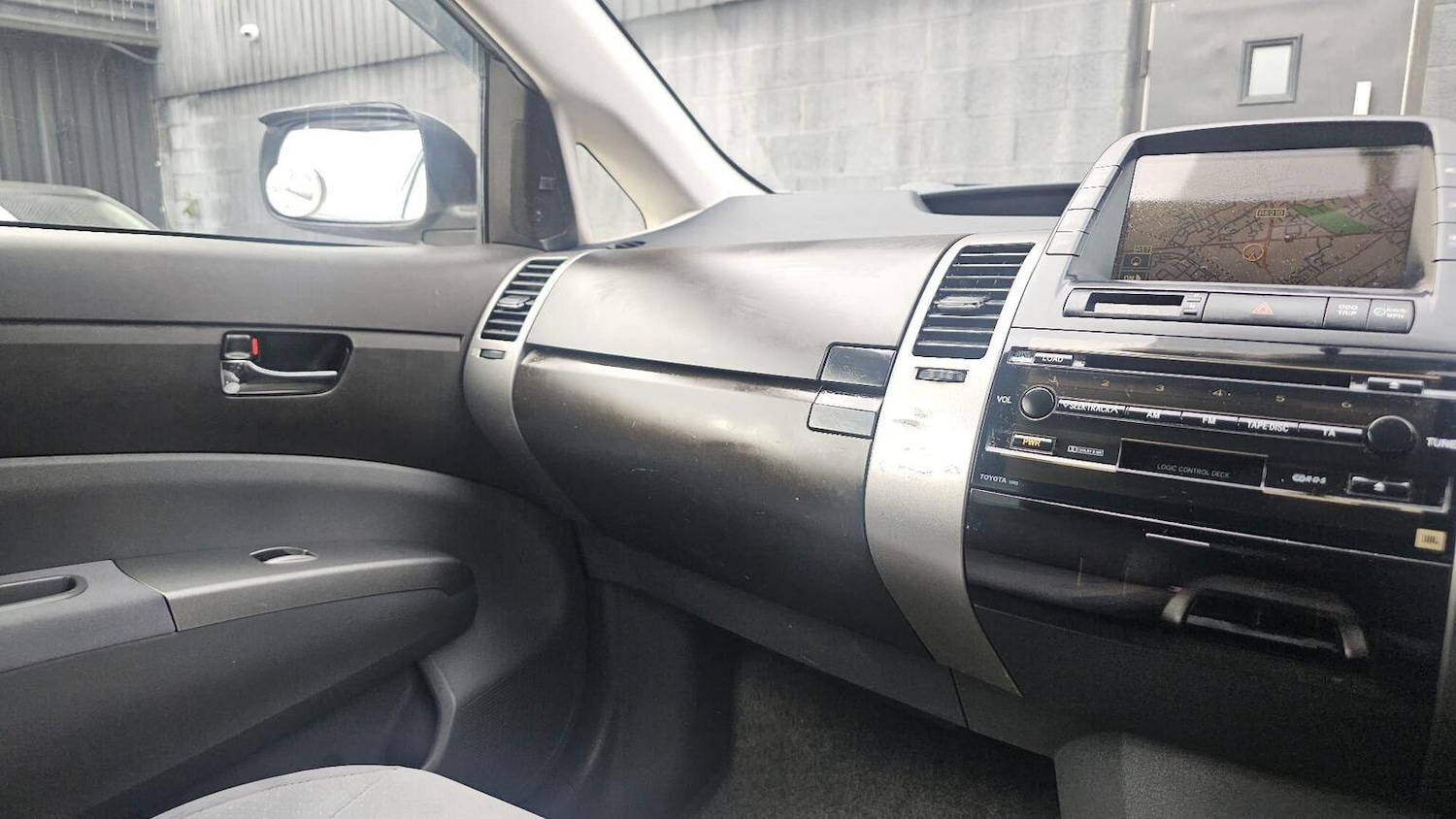 Used Toyota Prius 2005 for sale - 78031592: Photo 16