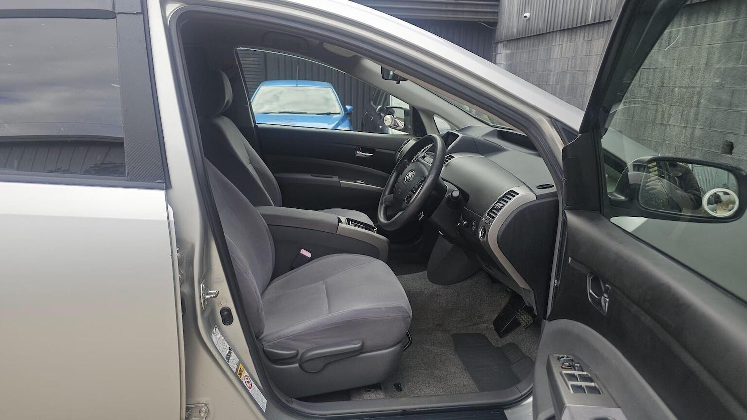 Used Toyota Prius 2005 for sale - 78031592: Photo 19