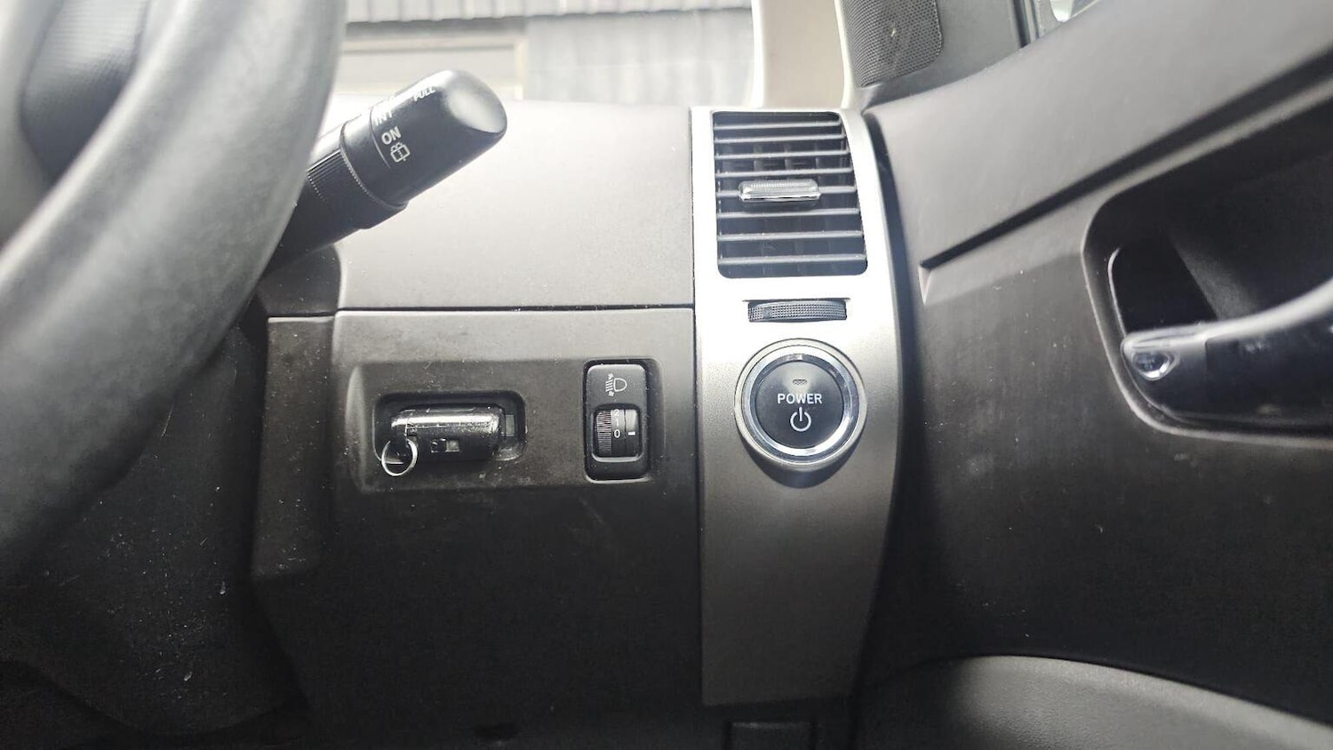 Used Toyota Prius 2005 for sale - 78031592: Photo 31