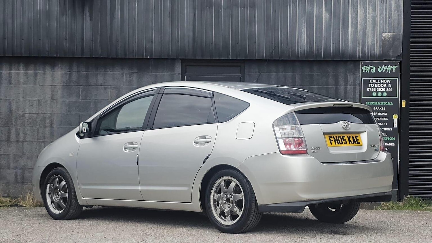 Used Toyota Prius 2005 for sale - 78031592: Photo 4