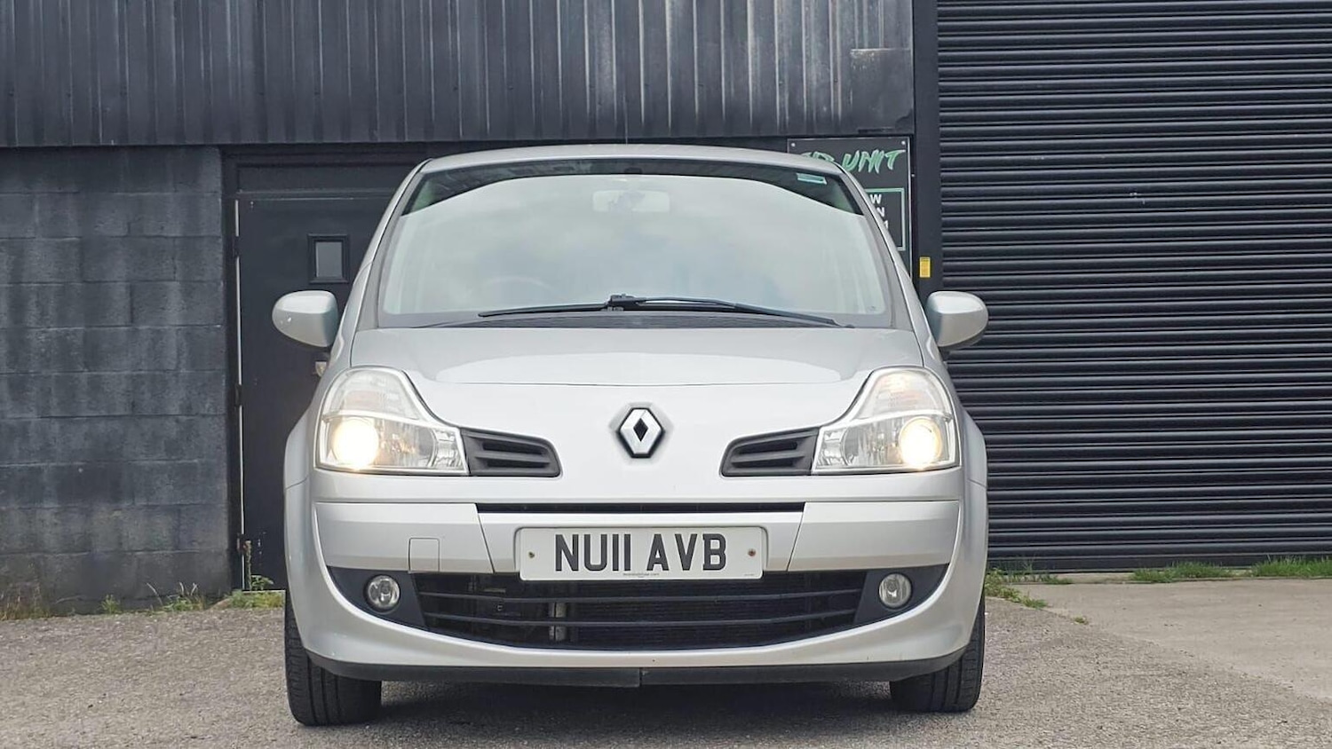 Used Renault Grand Modus 2011 for sale - 77906407: Photo 2