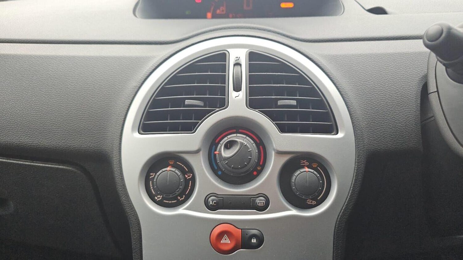 Used Renault Grand Modus 2011 for sale - 77906407: Photo 22