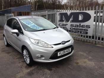 2010 (10) - 1.4 TDCi Titanium 5dr