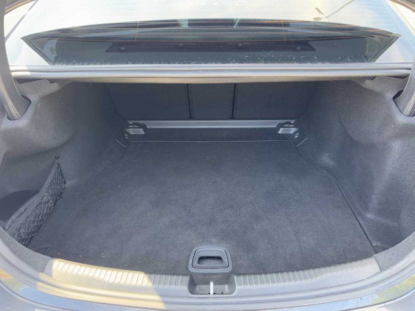 Used Mercedes-Benz C Class 2022 for sale - 76401387: Photo 11