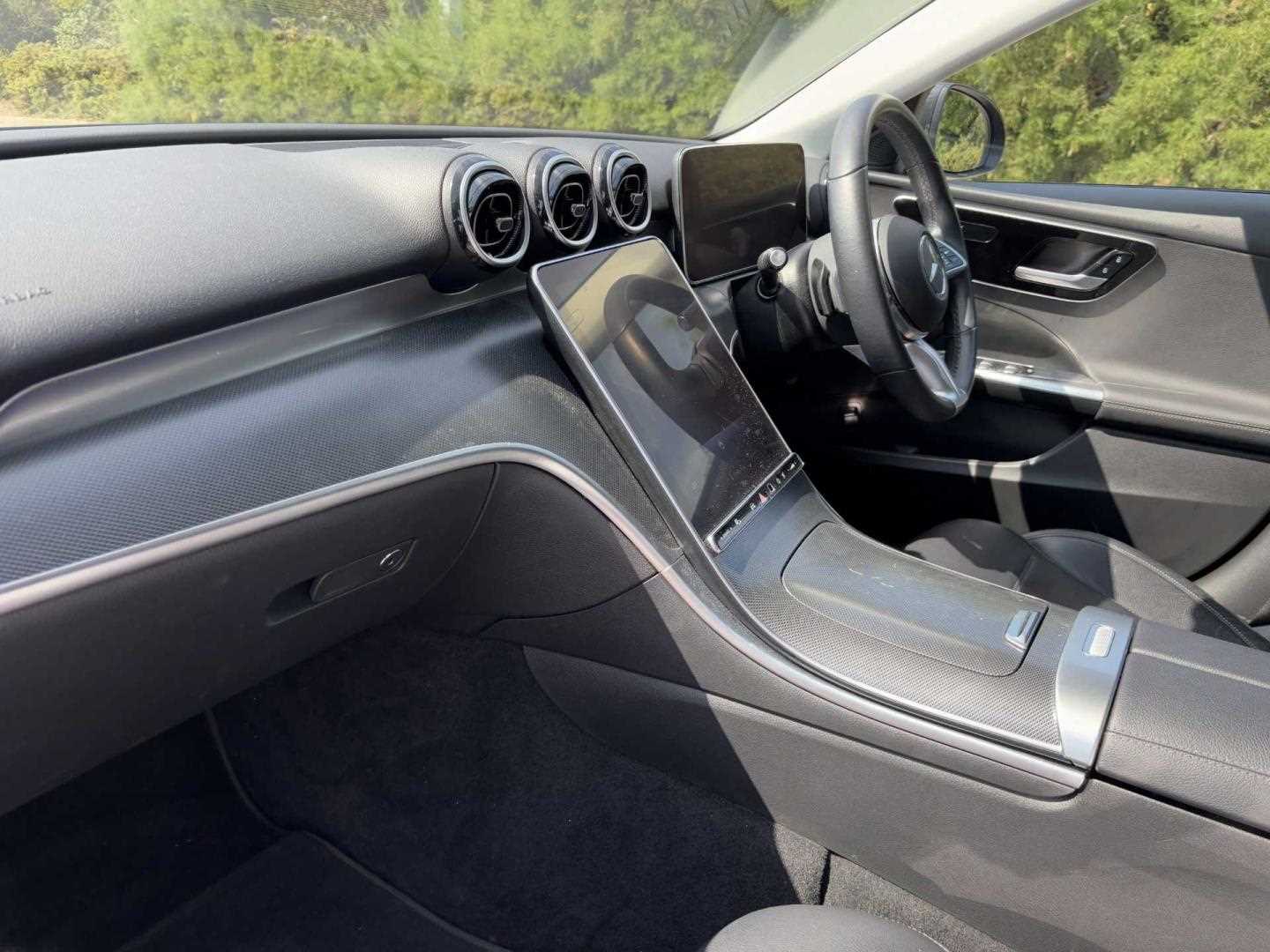 Used Mercedes-Benz C Class 2022 for sale - 76401387: Photo 12