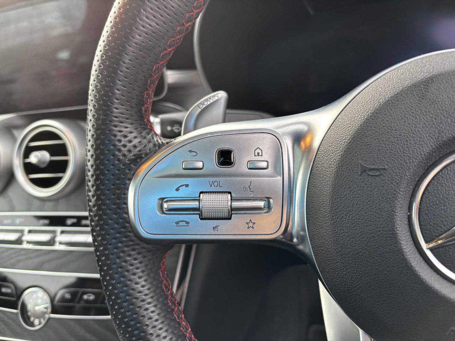 Used Mercedes-Benz C Class 2019 for sale - 77886216: Photo 18