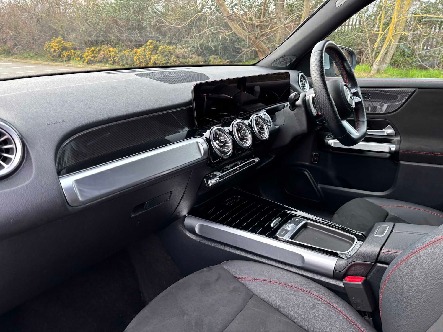 Used Mercedes-Benz GLB 2025 for sale - 77540861: Photo 11