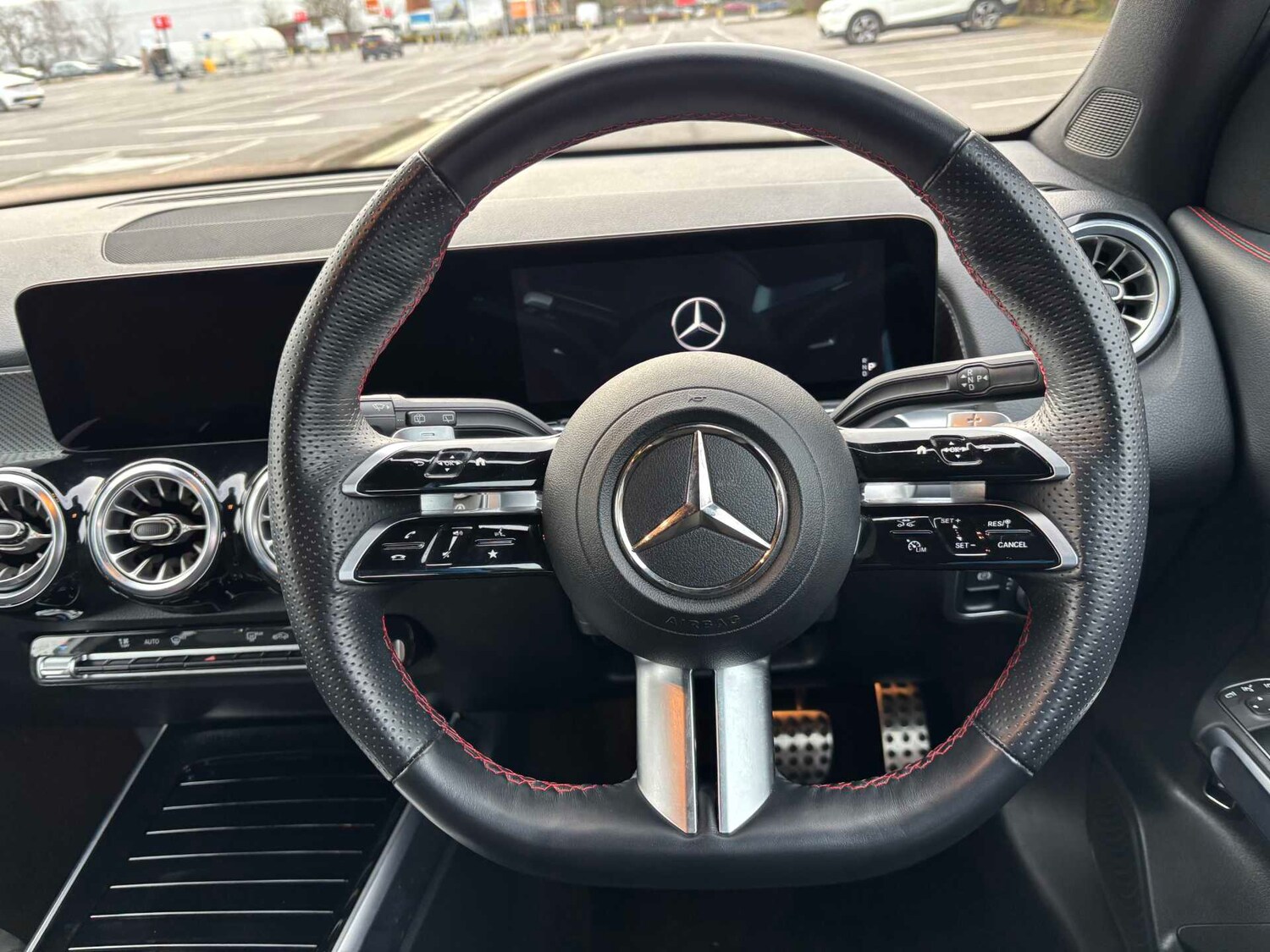 Used Mercedes-Benz GLB 2025 for sale - 77540861: Photo 16