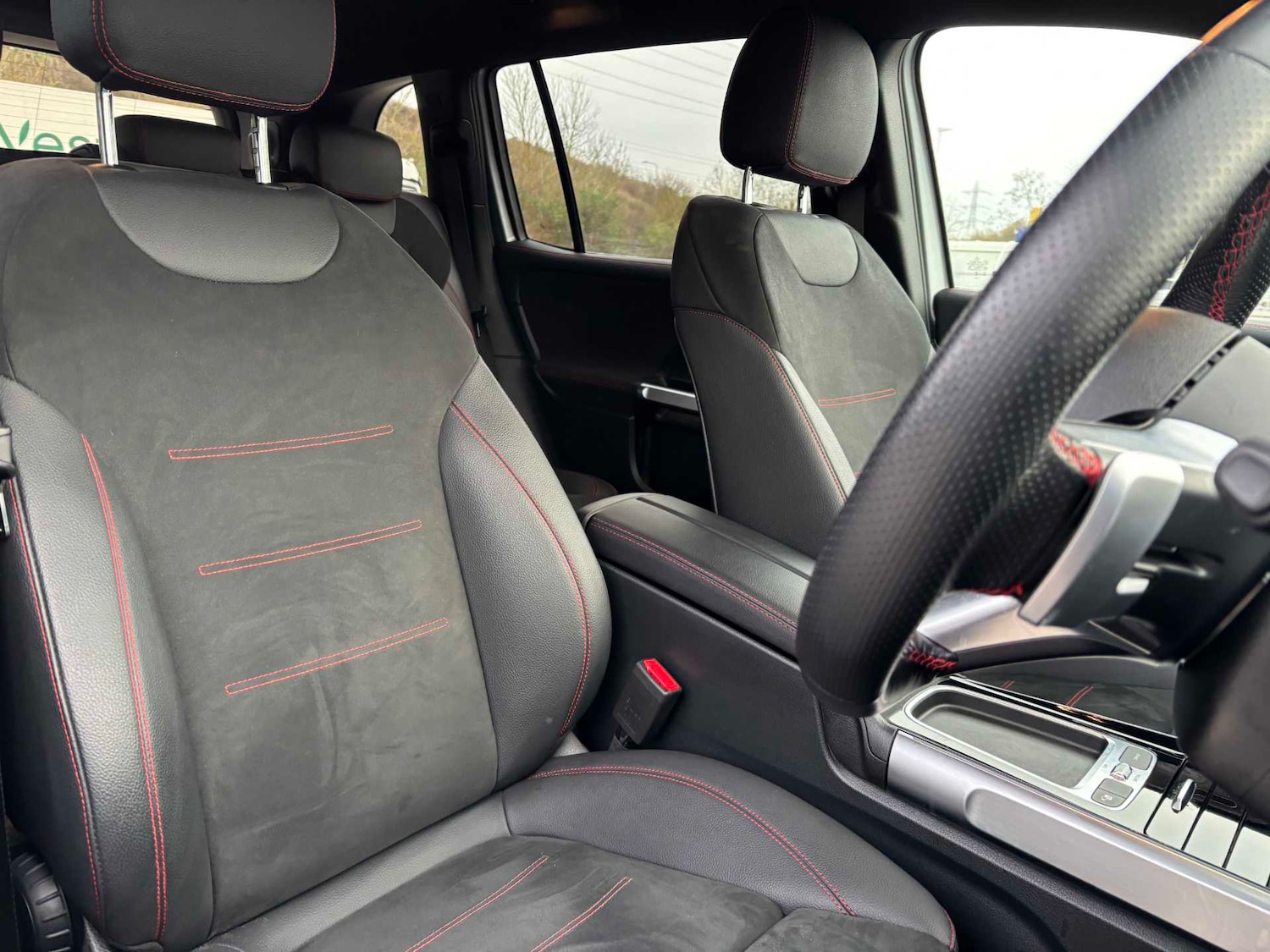 Used Mercedes-Benz GLB 2025 for sale - 77540861: Photo 32