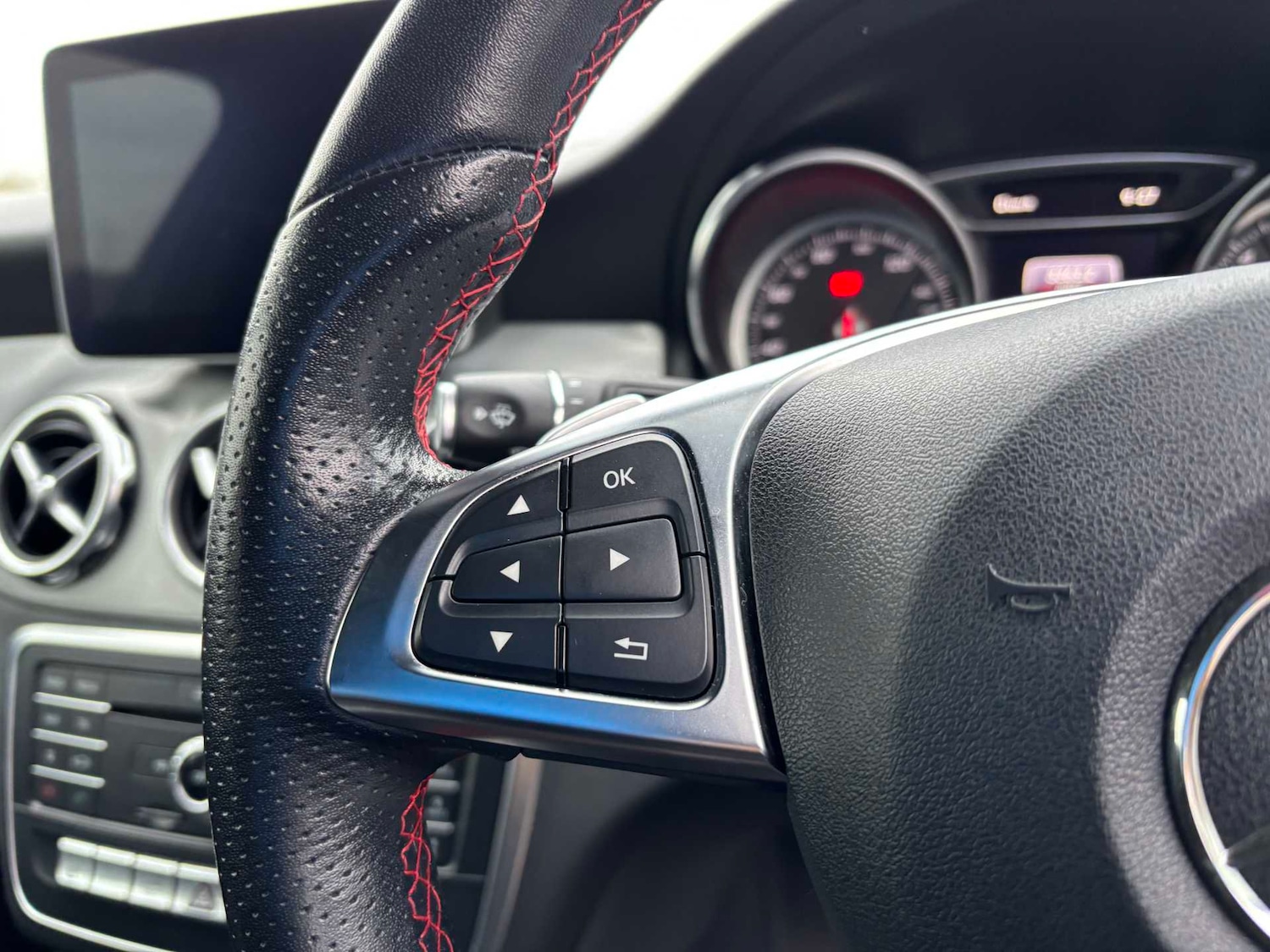 Used Mercedes-Benz GLA for sale - 76648873: Photo 18