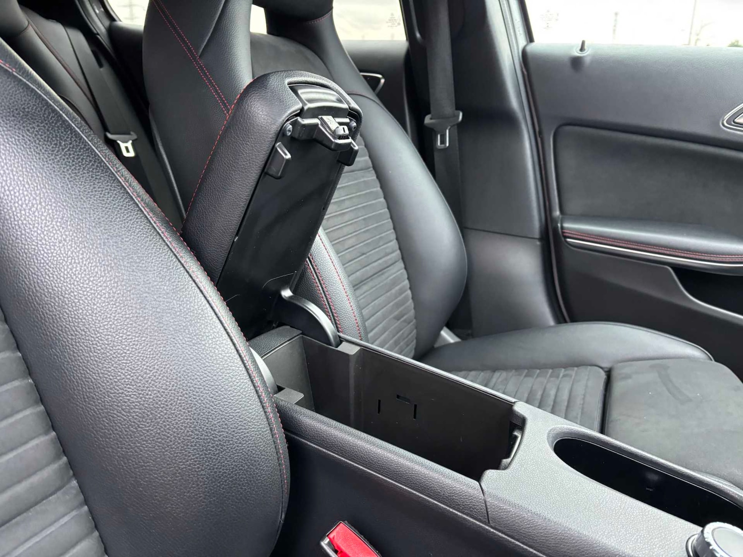 Used Mercedes-Benz GLA for sale - 76648873: Photo 31