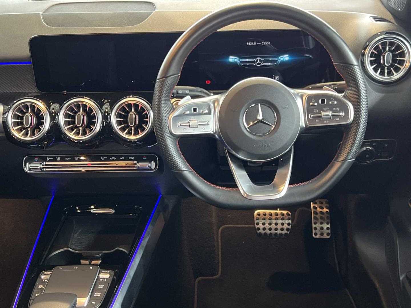 Used Mercedes-Benz GLB 2022 for sale - 76475918: Photo 17