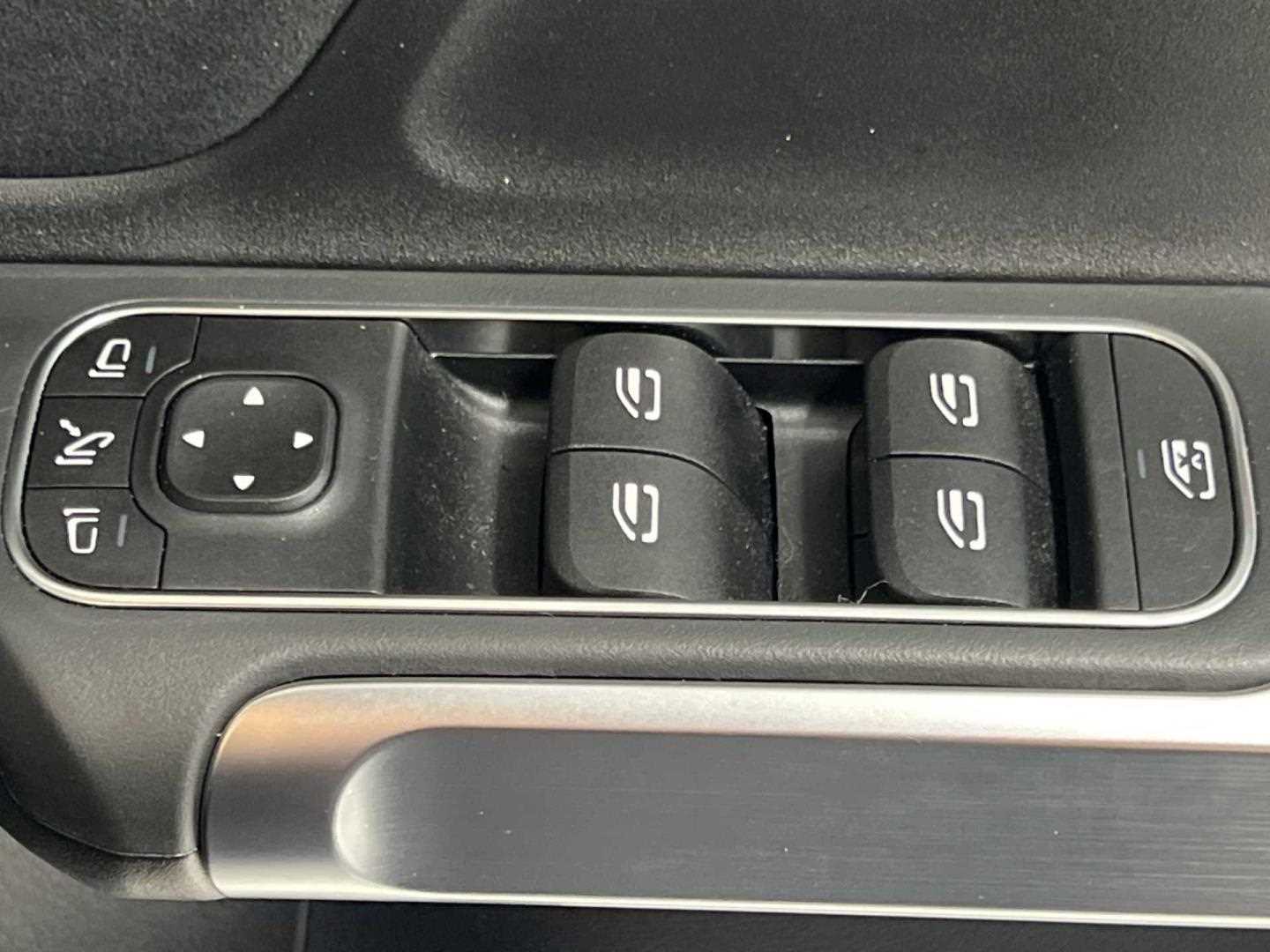 Used Mercedes-Benz GLB 2022 for sale - 76475918: Photo 35