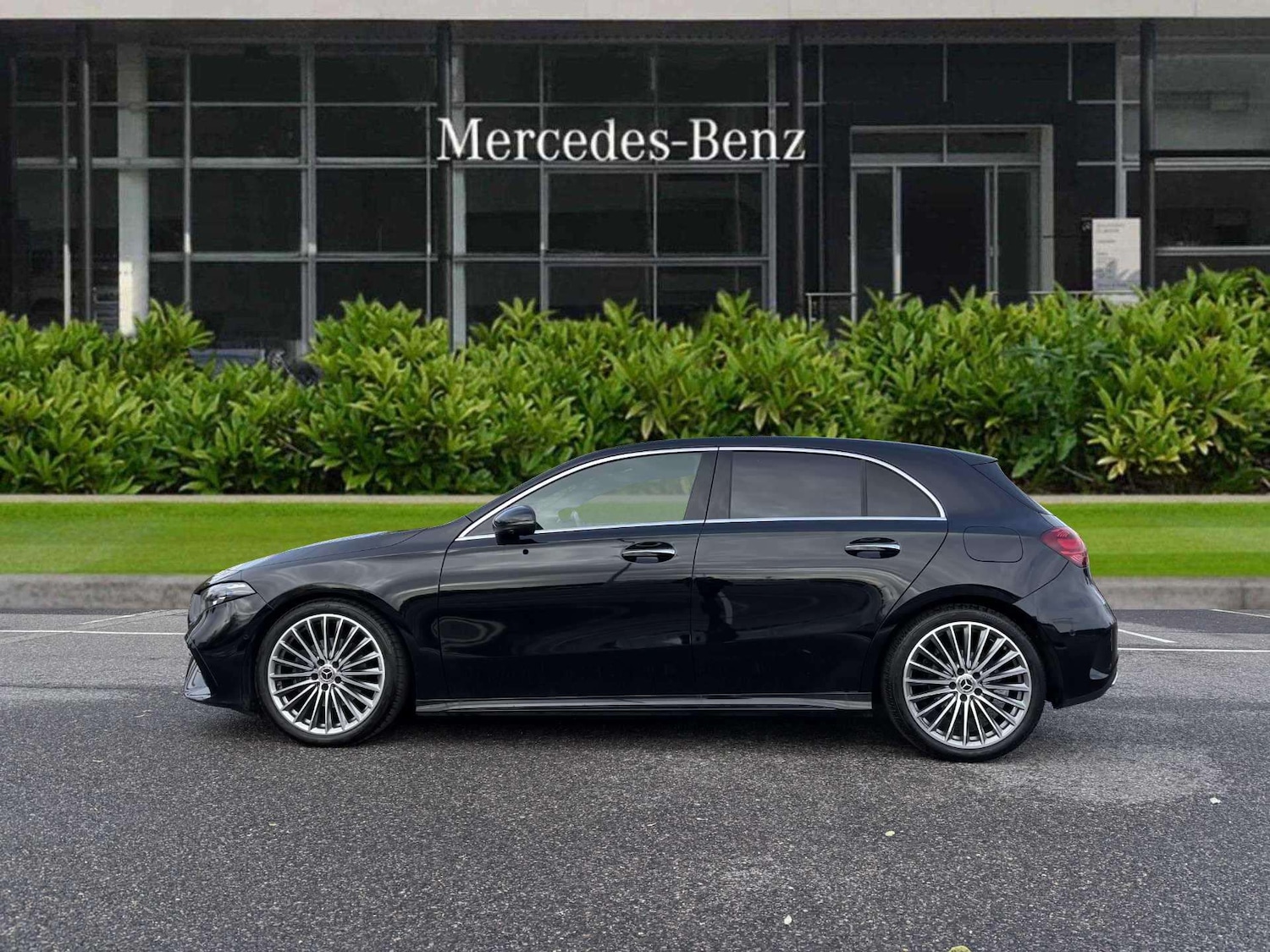 Used Mercedes-Benz A-Class 2024 for sale - 76329219: Photo 3