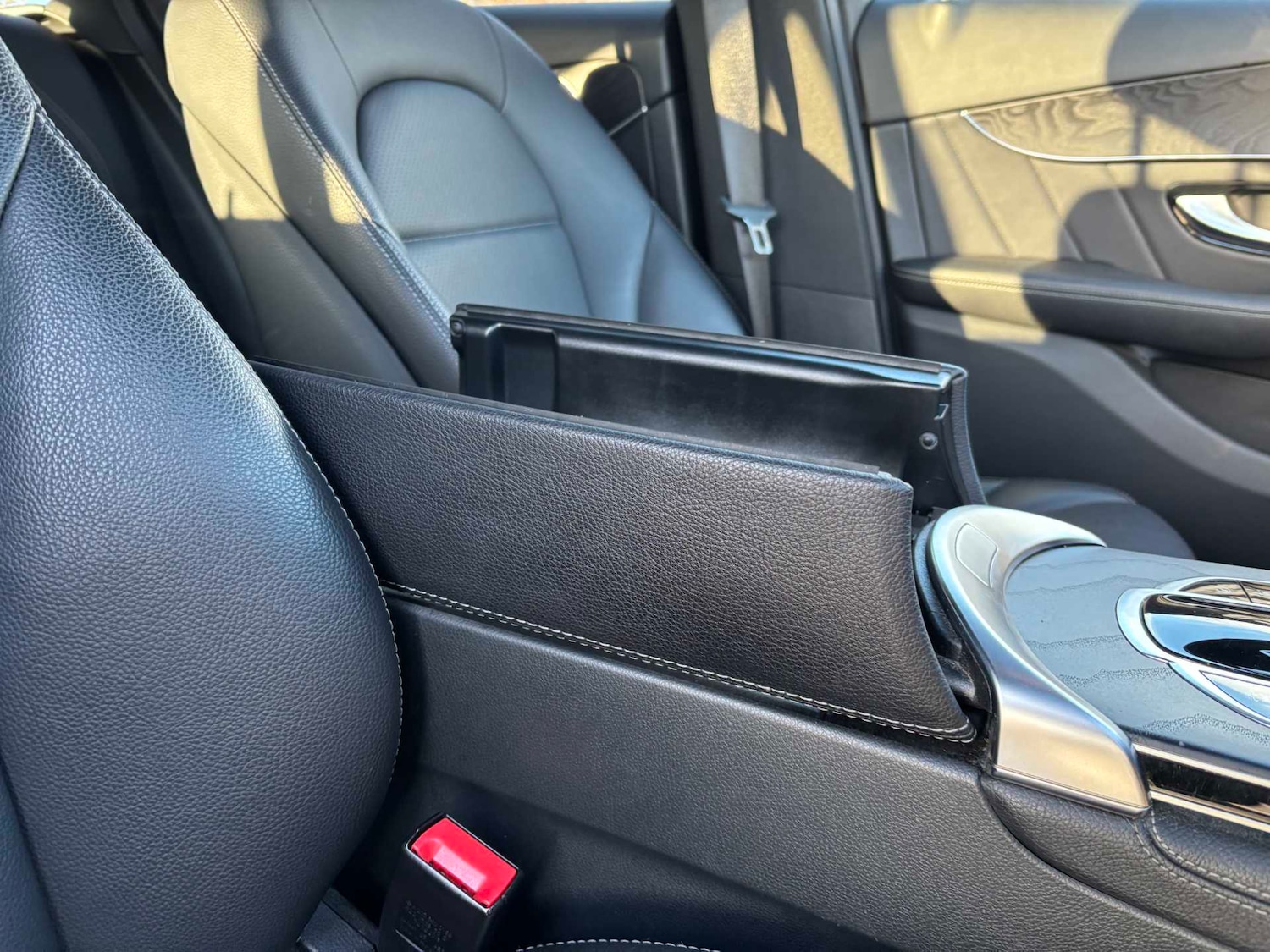 Used Mercedes-Benz GLC 2018 for sale - 77167583: Photo 31