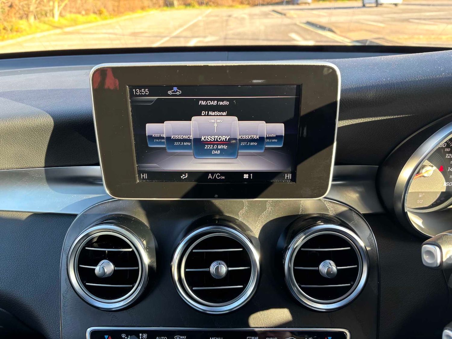 Used Mercedes-Benz GLC 2018 for sale - 77167583: Photo 33