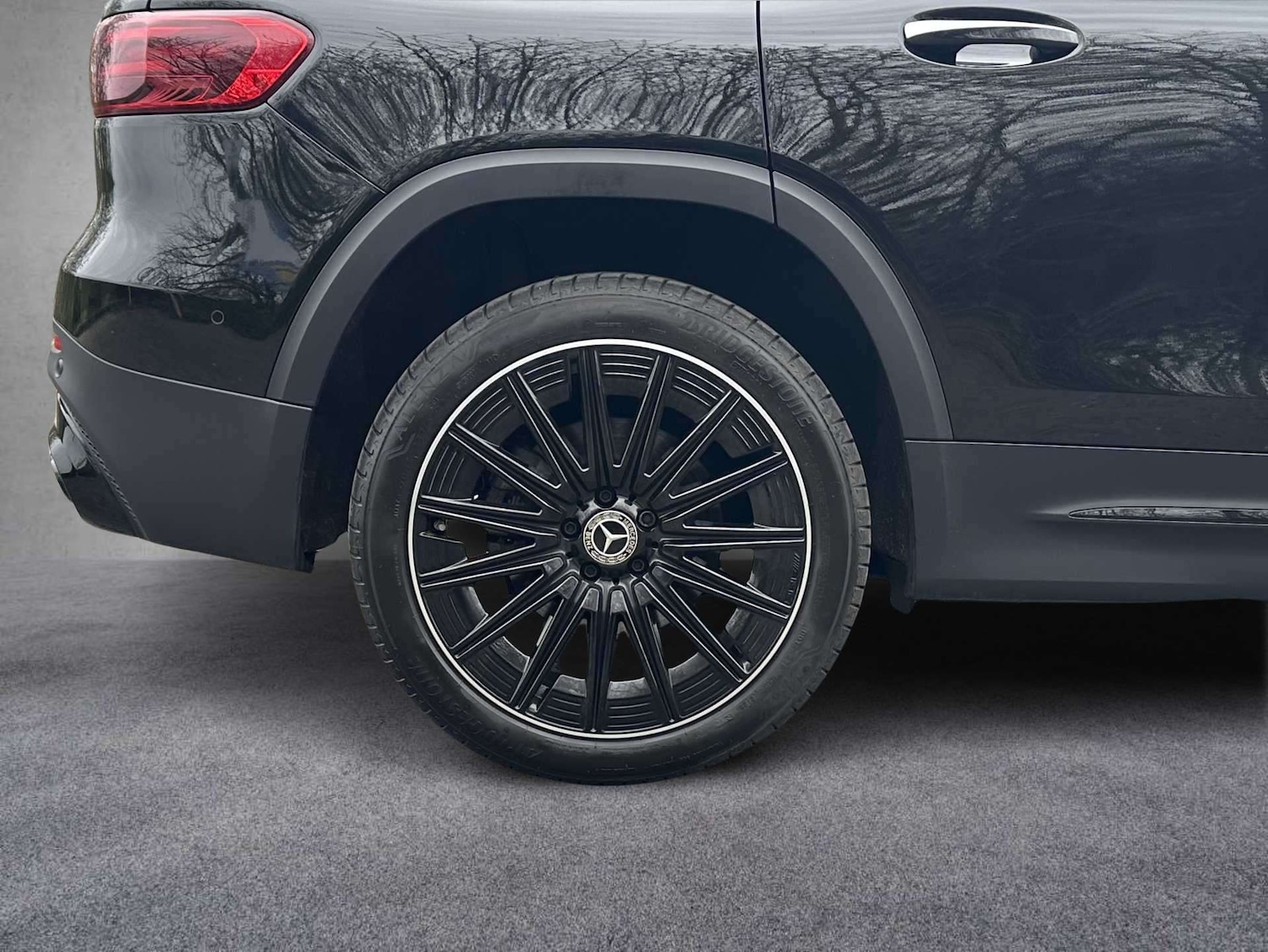 Used Mercedes-Benz GLB 2025 for sale - 78090084: Photo 5