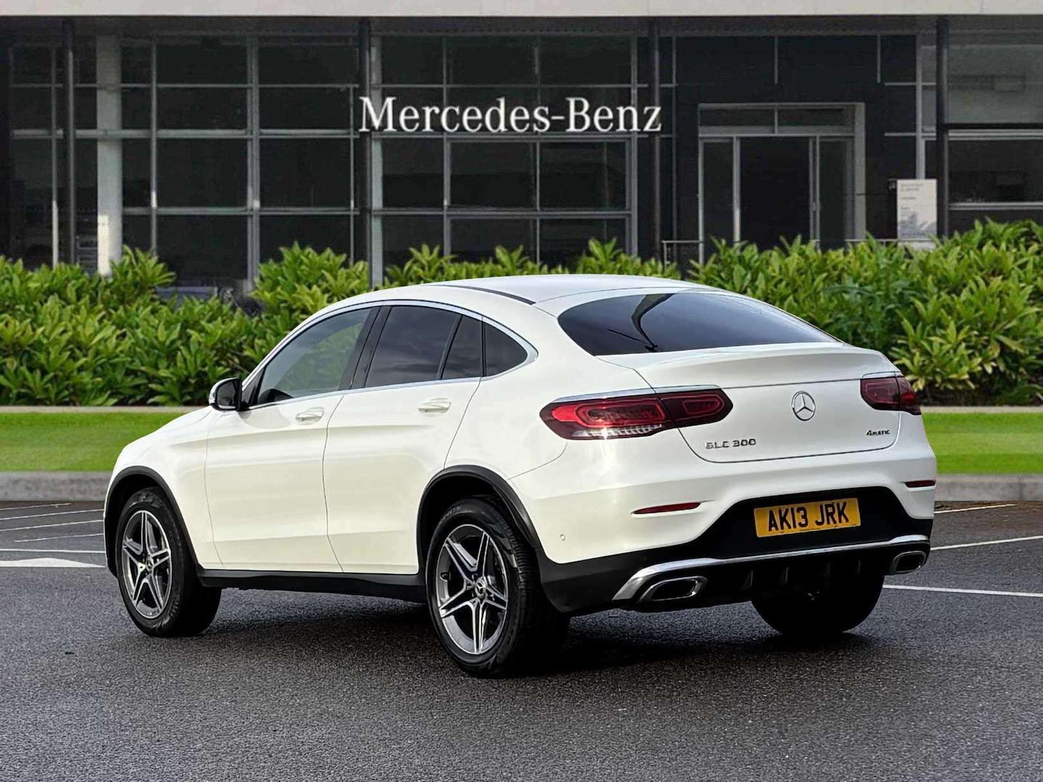 Used Mercedes-Benz GLC 2021 for sale - 76827634: Photo 2