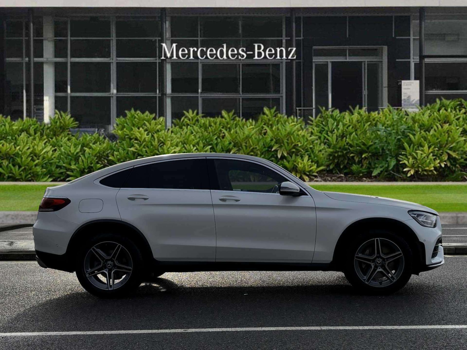 Used Mercedes-Benz GLC 2021 for sale - 76827634: Photo 3