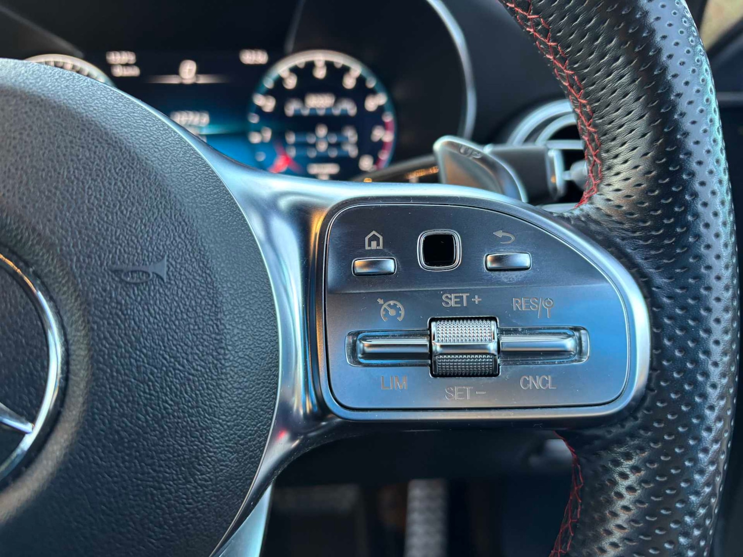 Used Mercedes-Benz GLC 2022 for sale - 76916162: Photo 19