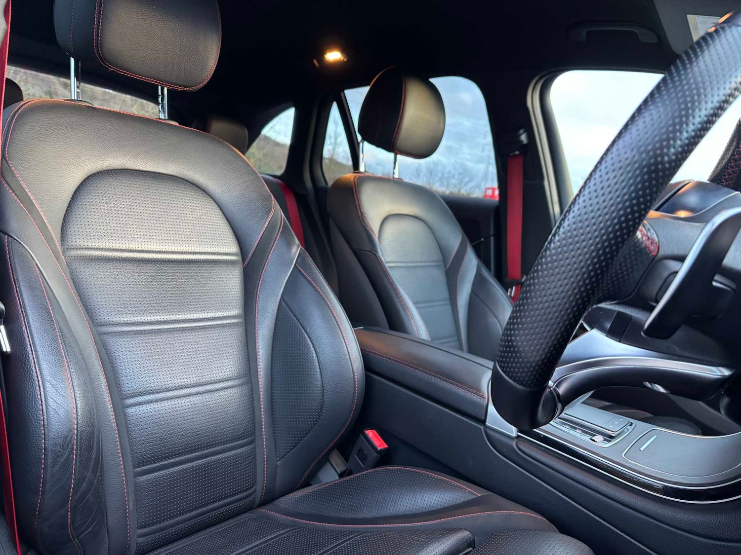 Used Mercedes-Benz GLC 2022 for sale - 76916162: Photo 32