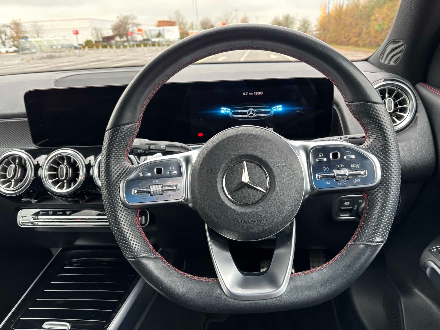 Used Mercedes-Benz GLB 2022 for sale - 76648894: Photo 16