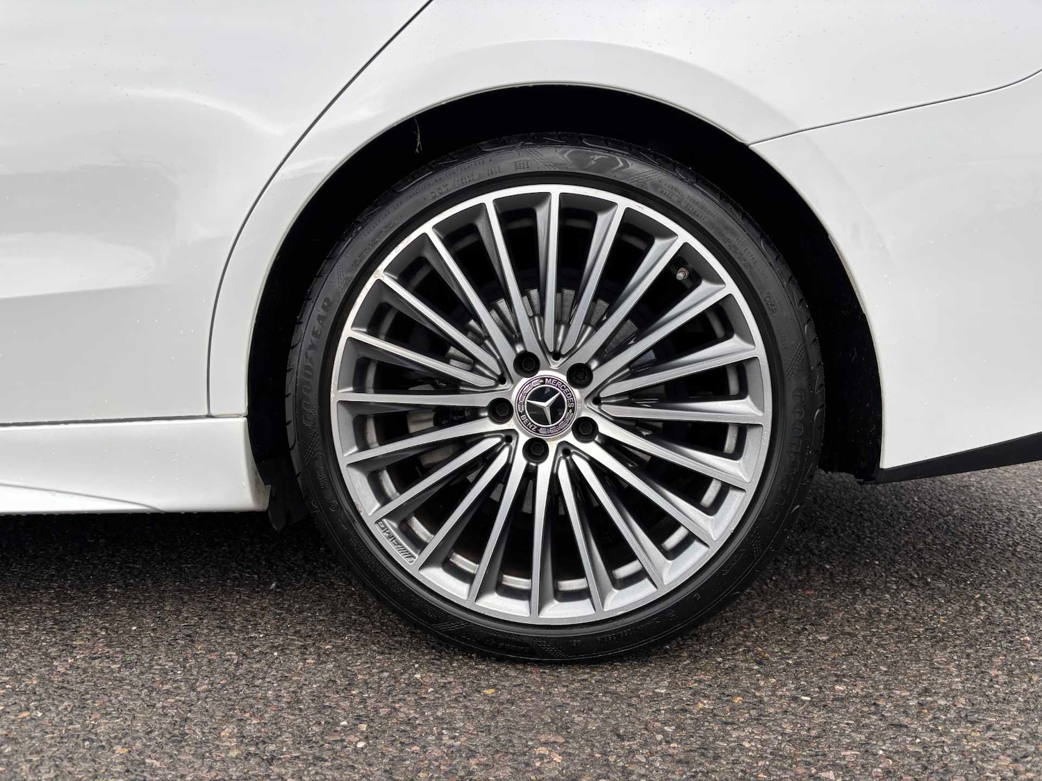 Used Mercedes-Benz C Class 2022 for sale - 78010142: Photo 9