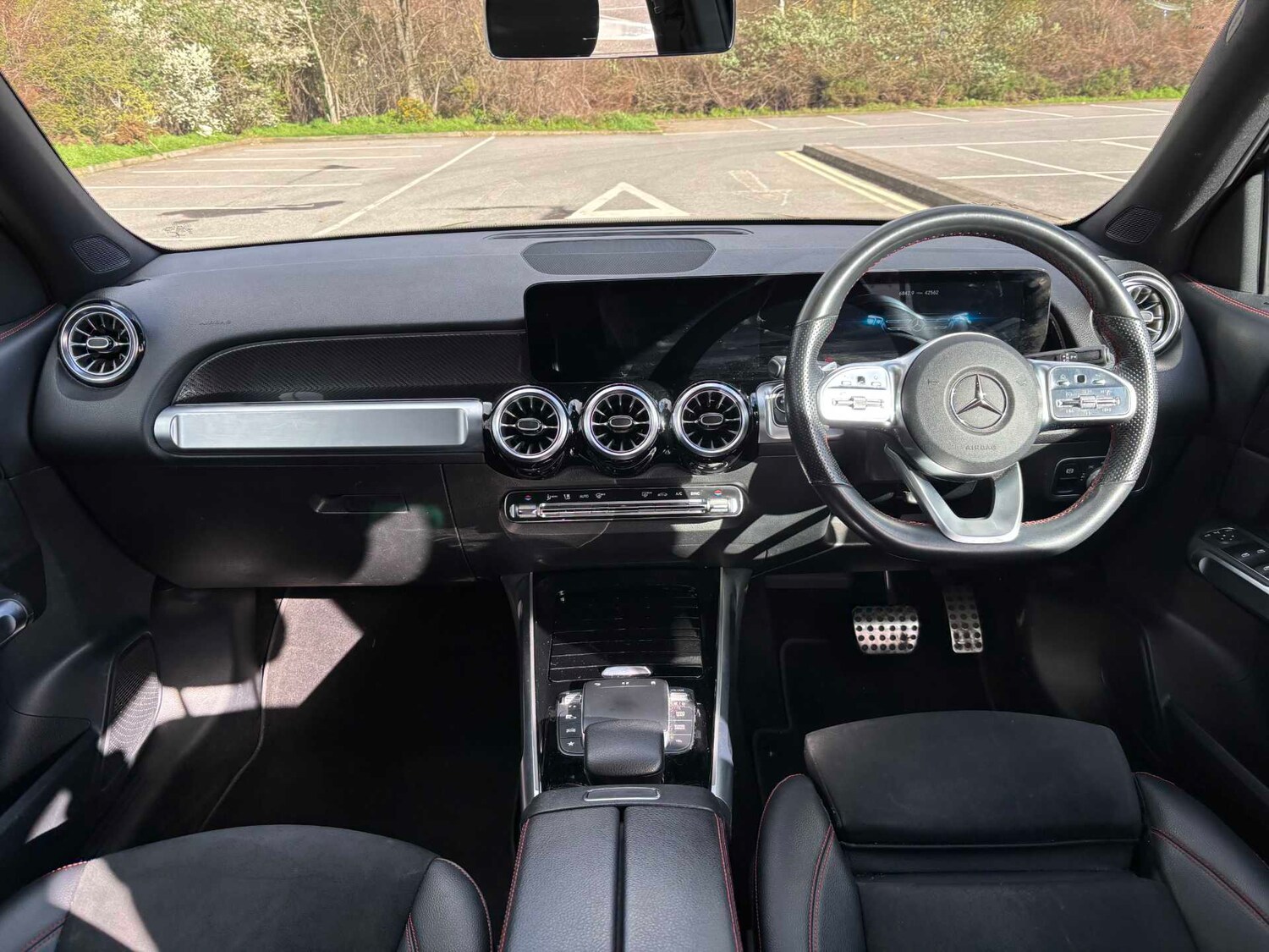 Used Mercedes-Benz GLB 2022 for sale - 77842410: Photo 17