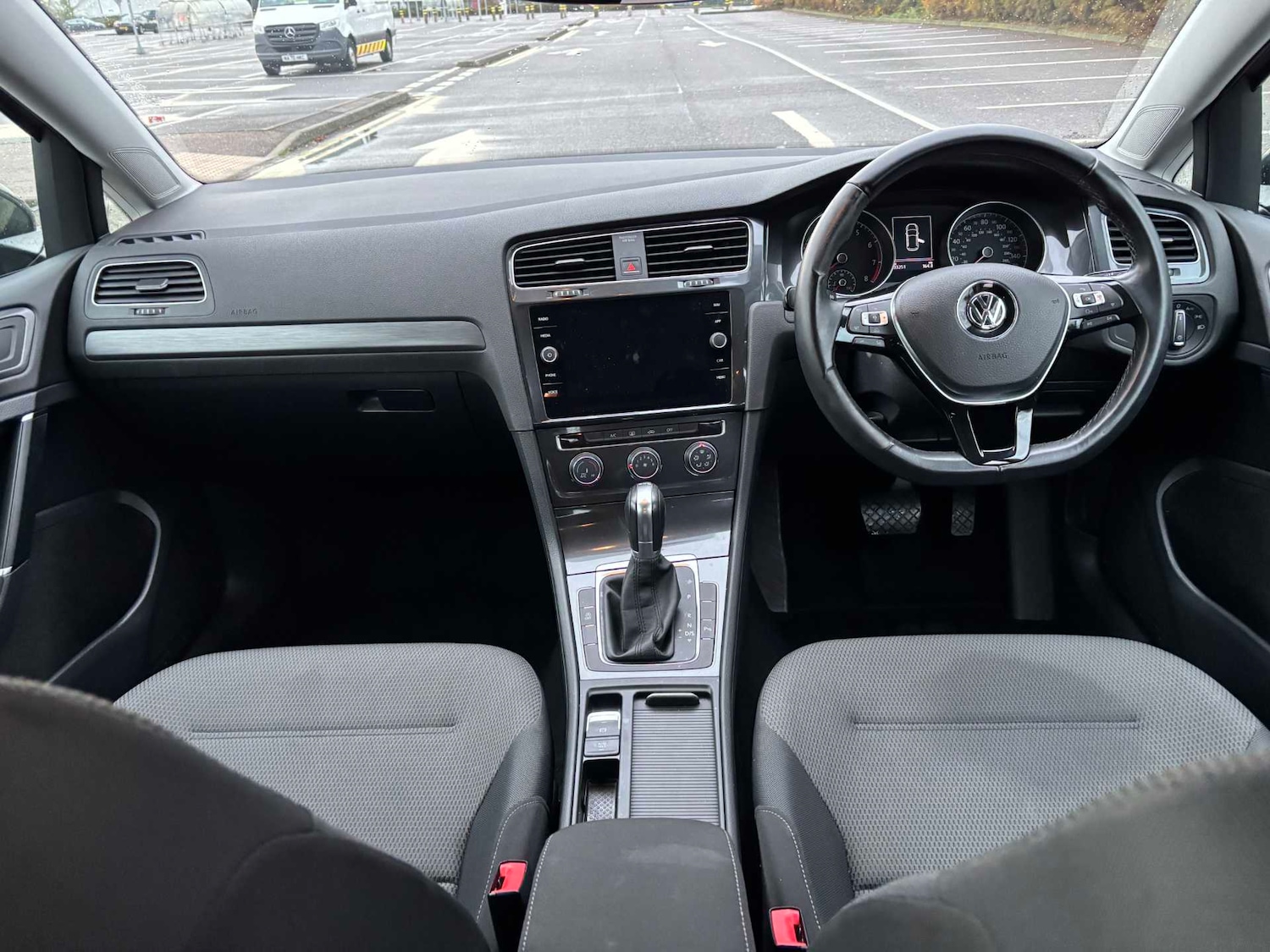 Used Volkswagen Golf 2017 for sale - 76587569: Photo 17