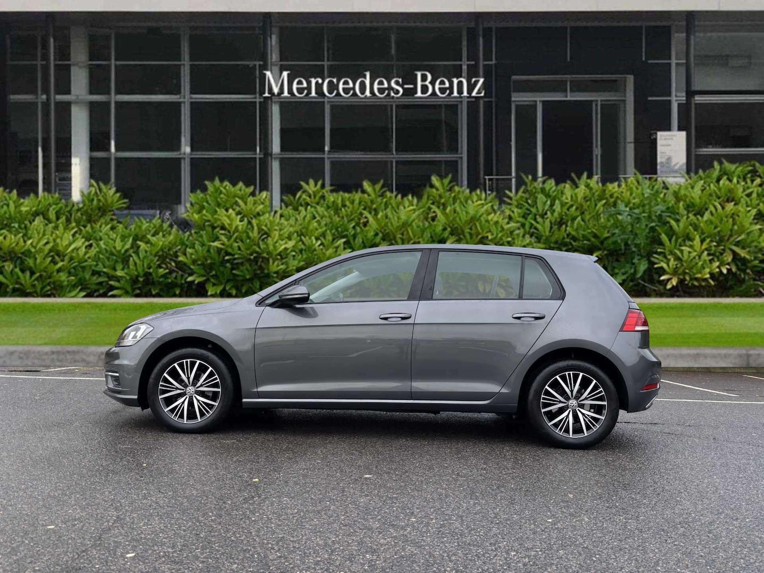 Used Volkswagen Golf 2017 for sale - 76587569: Photo 3