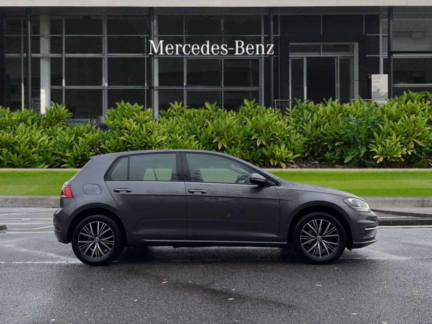 Used Volkswagen Golf 2017 for sale - 76587569: Photo 6