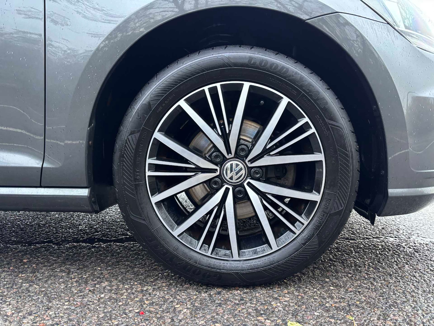 Used Volkswagen Golf 2017 for sale - 76587569: Photo 7