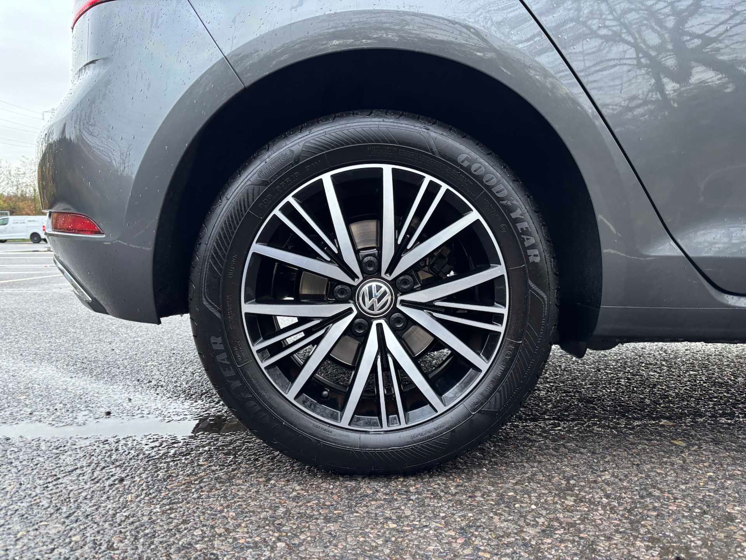 Used Volkswagen Golf 2017 for sale - 76587569: Photo 8