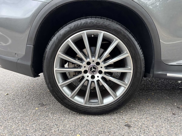Used Mercedes-Benz GLC 2020 for sale - 76310742: Photo 8