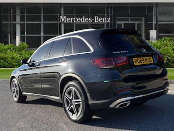 Used Mercedes-Benz GLC 2019 for sale - 76113537: Photo