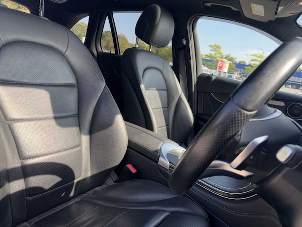 Used Mercedes-Benz GLC 2018 for sale - 75405378: Photo 30