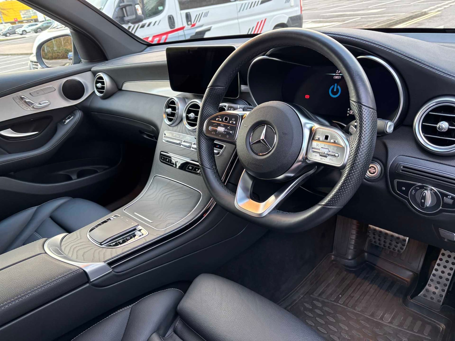 Used Mercedes-Benz GLC 2022 for sale - 76662023: Photo 13