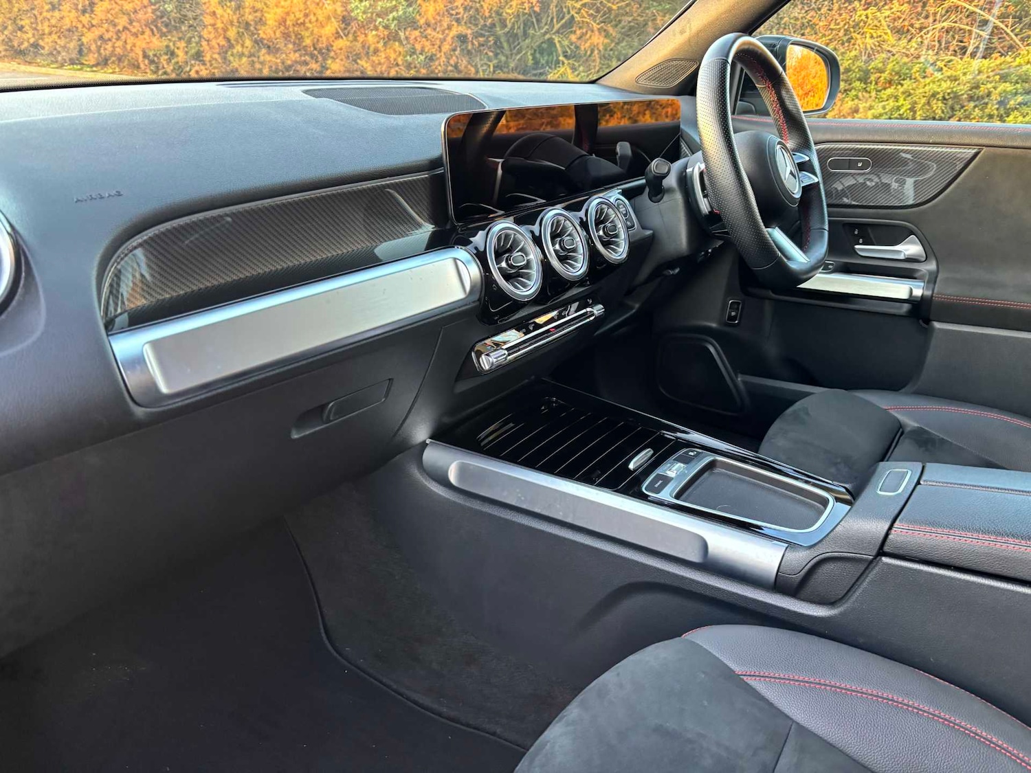 Used Mercedes-Benz GLB 2024 for sale - 77032126: Photo 11