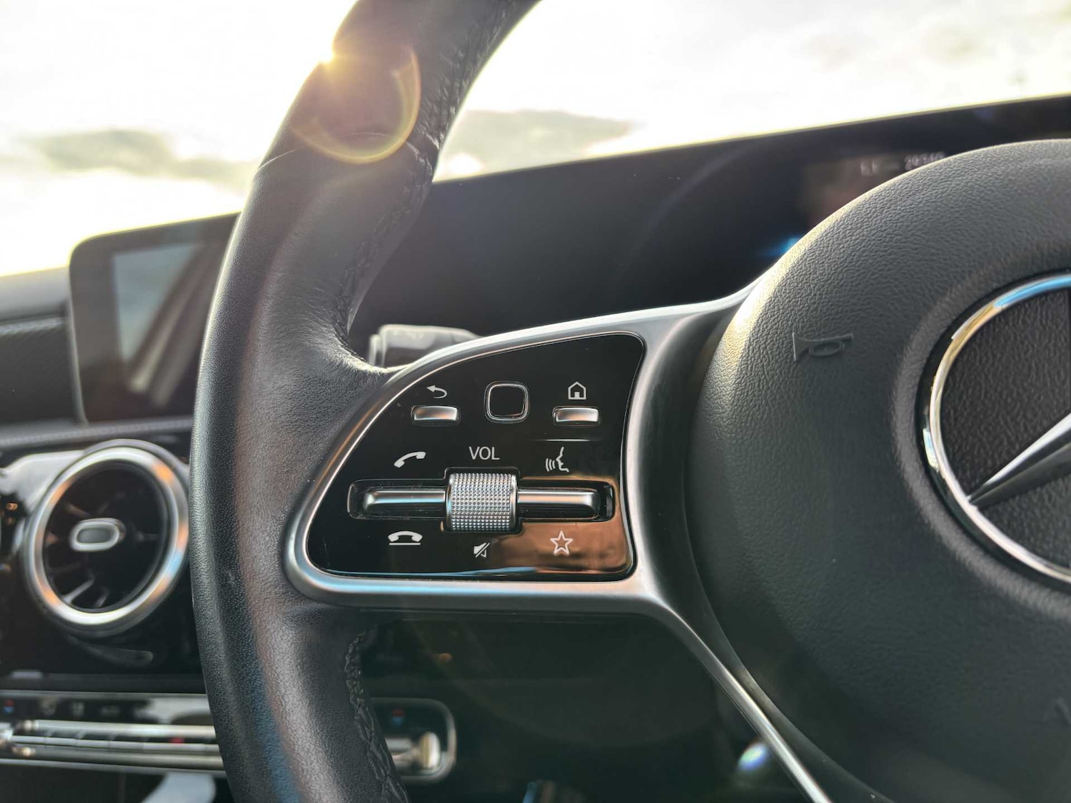 Used Mercedes-Benz A-Class 2019 for sale - 76218413: Photo 18